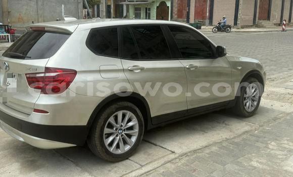 Sayi Na hannu BMW X3 Azurfa Mota in Cotonou a Benin