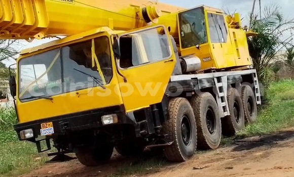 Acheter Occasion Utilitaire Iveco CURSOR Autre à Cotonou, Benin Acheter Occasion Utilitaire Iveco CURSOR Autre à Cotonou, Benin