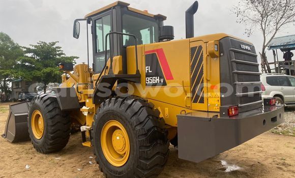 Ra Àlòkù Caterpillar 120 Miiran Ọkọ̀ akẹ́rù ńlá in Cotonou ni Benin