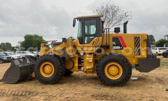 Buy Used Caterpillar 120 Other Truck in Cotonou in Benign Buy Used Caterpillar 120 Other Truck in Cotonou in Benign