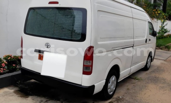 Acheter Occasion Voiture Toyota Hiace Blanc à Cotonou, Benin Acheter Occasion Voiture Toyota Hiace Blanc à Cotonou, Benin