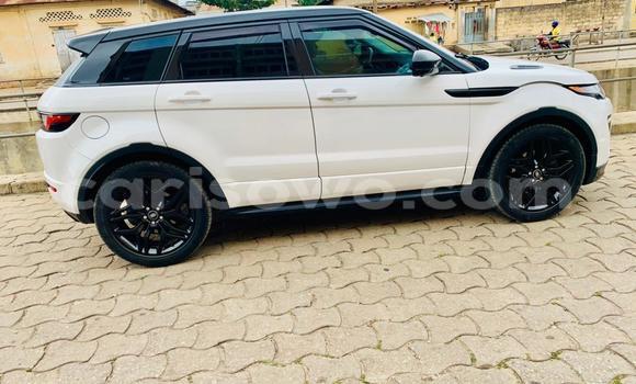 Acheter Occasion Voiture Range Rover Evoque Blanc à Cotonou, Benin Acheter Occasion Voiture Range Rover Evoque Blanc à Cotonou, Benin