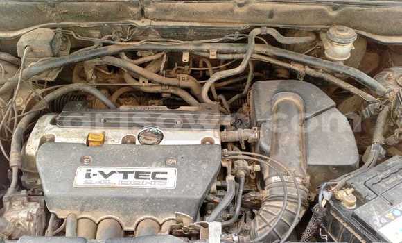 Ra Àlòkù Honda CR–V funfun Ọkọ̀ in Cotonou ni Benin Ra Àlòkù Honda CR–V funfun Ọkọ̀ in Cotonou ni Benin