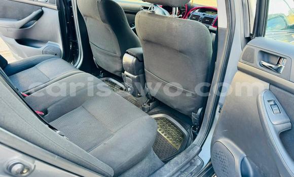 Sayi Na hannu Toyota Avensis Azurfa Mota in Cotonou a Benin Sayi Na hannu Toyota Avensis Azurfa Mota in Cotonou a Benin