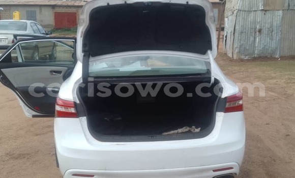 Acheter Occasion Voiture Toyota Avalon Blanc à Parakou, Benin Acheter Occasion Voiture Toyota Avalon Blanc à Parakou, Benin