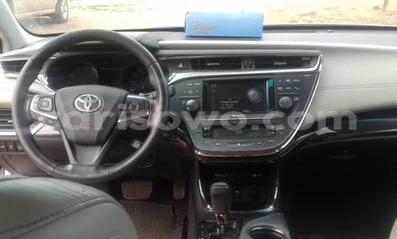 Acheter Occasion Voiture Toyota Avalon Blanc à Parakou, Benin Acheter Occasion Voiture Toyota Avalon Blanc à Parakou, Benin