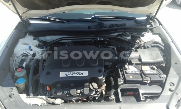 Acheter Occasion Voiture Honda Crosstour Blanc à Cotonou, Benin Acheter Occasion Voiture Honda Crosstour Blanc à Cotonou, Benin