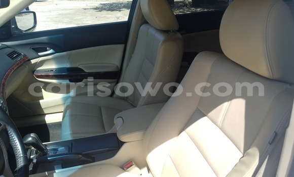 Acheter Occasion Voiture Honda Crosstour Blanc à Cotonou, Benin Acheter Occasion Voiture Honda Crosstour Blanc à Cotonou, Benin