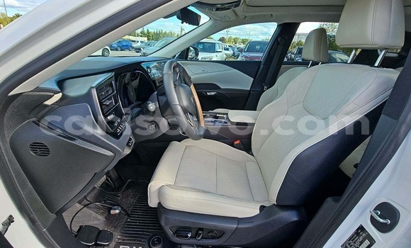 Acheter Neuf Voiture Lexus RX 350 Blanc à Cotonou, Benin Acheter Neuf Voiture Lexus RX 350 Blanc à Cotonou, Benin