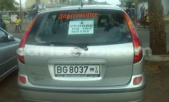 Sayi Na hannu Nissan Almera Green Mota in Cotonou a Benin Sayi Na hannu Nissan Almera Green Mota in Cotonou a Benin