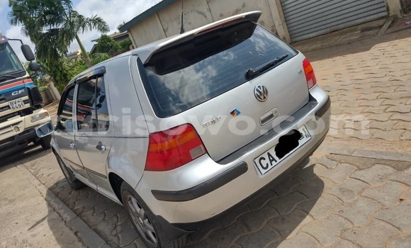 Sayi Na hannu Volkswagen Golf Azurfa Mota in Cotonou a Benin Sayi Na hannu Volkswagen Golf Azurfa Mota in Cotonou a Benin