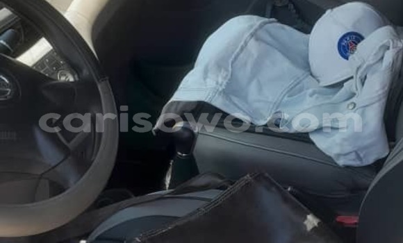 Buy Used Nissan Almera Tino Silver Car in Cotonou in Benign Buy Used Nissan Almera Tino Silver Car in Cotonou in Benign