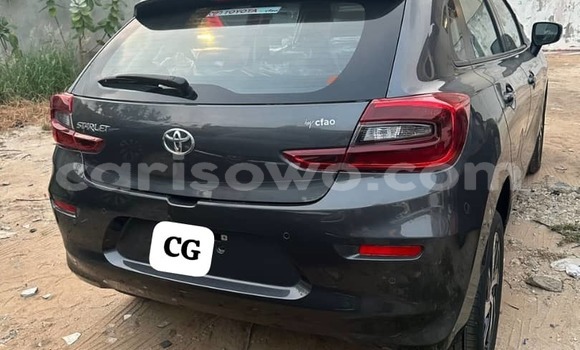 Buy Used Toyota Starlet Black Car in Cotonou in Benign