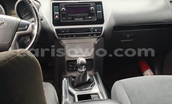 Ra Àlòkù Toyota Prado Black Ọkọ̀ in Cotonou ni Benin Ra Àlòkù Toyota Prado Black Ọkọ̀ in Cotonou ni Benin