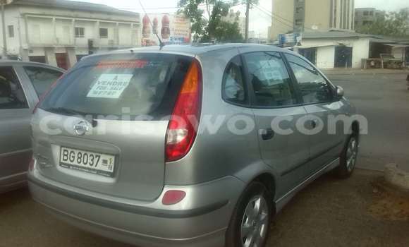 Sayi Na hannu Nissan Almera Green Mota in Cotonou a Benin Sayi Na hannu Nissan Almera Green Mota in Cotonou a Benin