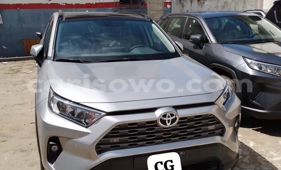 Ra Àlòkù Toyota RAV4 Silver Ọkọ̀ in Cotonou ni Benin Ra Àlòkù Toyota RAV4 Silver Ọkọ̀ in Cotonou ni Benin