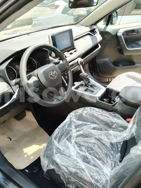 Big with watermark toyota rav4 benin cotonou 21654