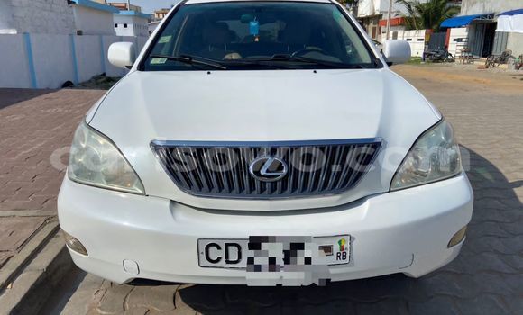 Acheter Occasion Voiture Lexus RX 330 Blanc à Cotonou, Benin
