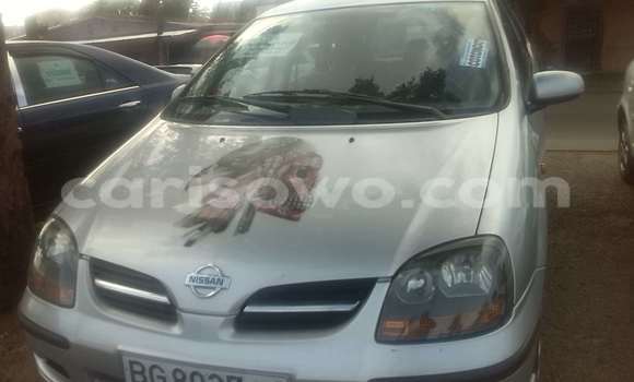 Sayi Na hannu Nissan Almera Green Mota in Cotonou a Benin Sayi Na hannu Nissan Almera Green Mota in Cotonou a Benin