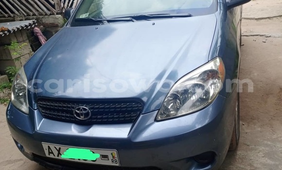 Ra Àlòkù Toyota Matrix Blue Ọkọ̀ in Cotonou ni Benin Ra Àlòkù Toyota Matrix Blue Ọkọ̀ in Cotonou ni Benin