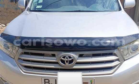 Acheter Occasion Voiture Toyota Highlander Gris à Cotonou, Benin Acheter Occasion Voiture Toyota Highlander Gris à Cotonou, Benin