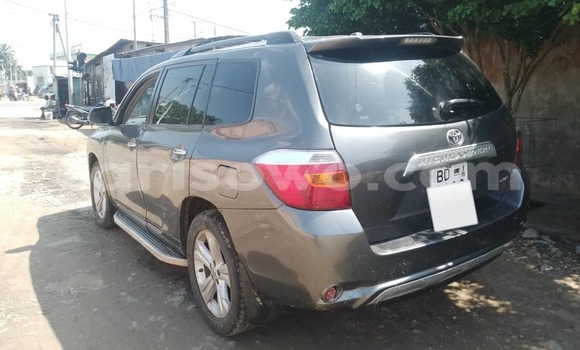 Buy Used Toyota Highlander Brown Car in Cotonou in Benign Buy Used Toyota Highlander Brown Car in Cotonou in Benign
