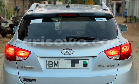 Sayi Na hannu Hyundai Tucson Azurfa Mota in Cotonou a Benin Sayi Na hannu Hyundai Tucson Azurfa Mota in Cotonou a Benin