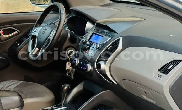 Sayi Na hannu Hyundai Tucson Azurfa Mota in Cotonou a Benin Sayi Na hannu Hyundai Tucson Azurfa Mota in Cotonou a Benin
