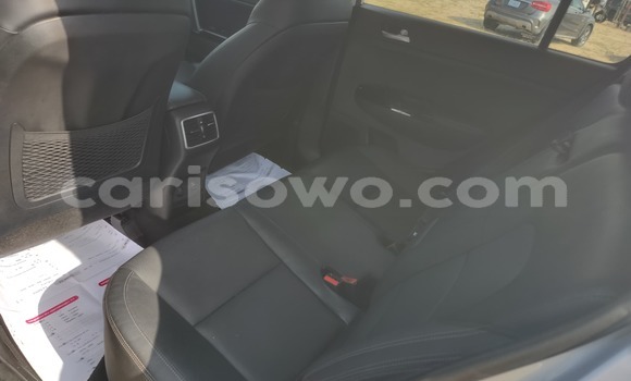 Ra Àlòkù Kia Sportage Silver Ọkọ̀ in Cotonou ni Benin Ra Àlòkù Kia Sportage Silver Ọkọ̀ in Cotonou ni Benin