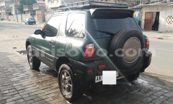 Buy Used Toyota RAV4 Green Car in Cotonou in Benign