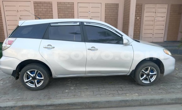 Sayi Na hannu Toyota Matrix Azurfa Mota in Cotonou a Benin Sayi Na hannu Toyota Matrix Azurfa Mota in Cotonou a Benin