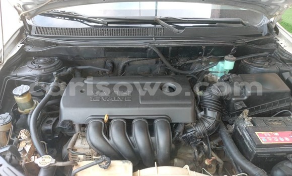 Sayi Na hannu Toyota Matrix Azurfa Mota in Cotonou a Benin Sayi Na hannu Toyota Matrix Azurfa Mota in Cotonou a Benin