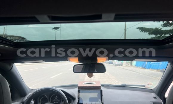 Ra Àlòkù Mercedes-Benz C–Class Black Ọkọ̀ in Cotonou ni Benin Ra Àlòkù Mercedes-Benz C–Class Black Ọkọ̀ in Cotonou ni Benin