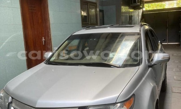 Sayi Na hannu Acura MDX Azurfa Mota in Cotonou a Benin Sayi Na hannu Acura MDX Azurfa Mota in Cotonou a Benin