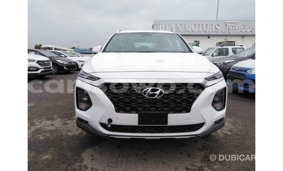 Ra Imported Hyundai Santa Fe funfun Ọkọ̀ in Import - Dubai ni Benin Ra Imported Hyundai Santa Fe funfun Ọkọ̀ in Import - Dubai ni Benin