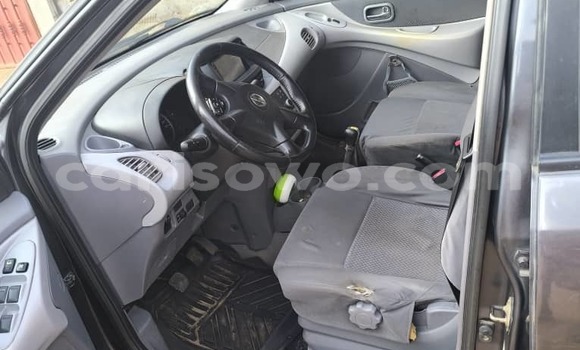 Ra Àlòkù Nissan Almera Tino Silver Ọkọ̀ in Cotonou ni Benin Ra Àlòkù Nissan Almera Tino Silver Ọkọ̀ in Cotonou ni Benin