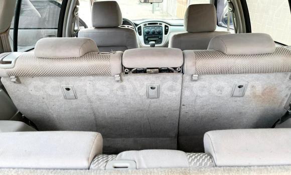 Ra Àlòkù Toyota Highlander Silver Ọkọ̀ in Cotonou ni Benin Ra Àlòkù Toyota Highlander Silver Ọkọ̀ in Cotonou ni Benin