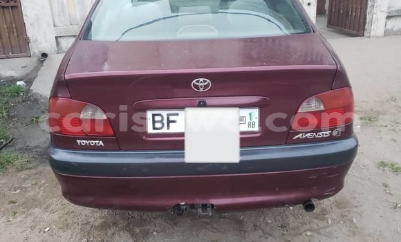 Acheter Occasion Voiture Toyota Avensis Rouge à Cotonou, Benin