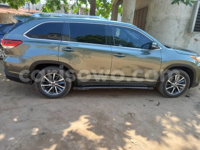 Big with watermark toyota highlander benin cotonou 21723
