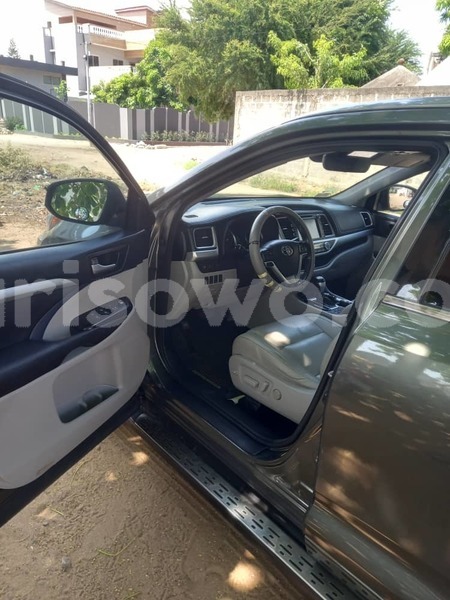 Big with watermark toyota highlander benin cotonou 21723