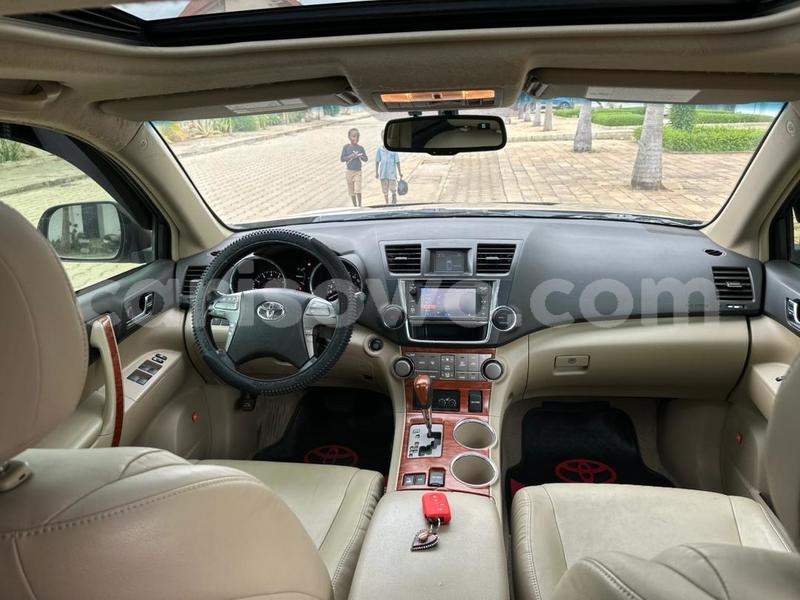 Big with watermark toyota highlander benin cotonou 21724