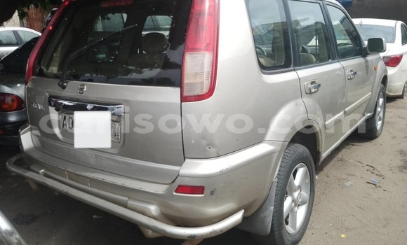 Sayi Na hannu Nissan X–Trail Azurfa Mota in Cotonou a Benin Sayi Na hannu Nissan X–Trail Azurfa Mota in Cotonou a Benin