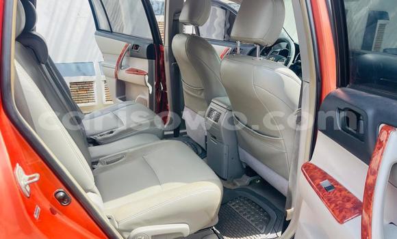 Acheter Occasion Voiture Toyota Highlander Rouge à Cotonou, Benin Acheter Occasion Voiture Toyota Highlander Rouge à Cotonou, Benin