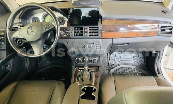 Sayi Na hannu Mercedes-Benz GLK–Class White Mota in Cotonou a Benin Sayi Na hannu Mercedes-Benz GLK–Class White Mota in Cotonou a Benin