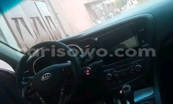 Ra Àlòkù Kia Optima Red Ọkọ̀ in Cotonou ni Benin Ra Àlòkù Kia Optima Red Ọkọ̀ in Cotonou ni Benin