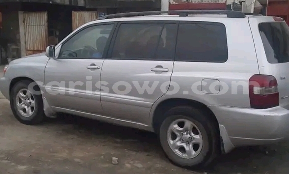 Ra Àlòkù Toyota Highlander Miiran Ọkọ̀ in Cotonou ni Benin Ra Àlòkù Toyota Highlander Miiran Ọkọ̀ in Cotonou ni Benin