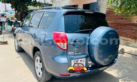 Ra Àlòkù Toyota RAV4 Black Ọkọ̀ in Cotonou ni Benin Ra Àlòkù Toyota RAV4 Black Ọkọ̀ in Cotonou ni Benin