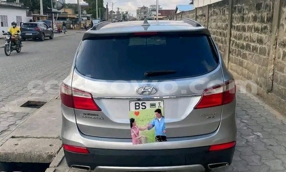 Ra Àlòkù Hyundai Santa Fe Miiran Ọkọ̀ in Cotonou ni Benin Ra Àlòkù Hyundai Santa Fe Miiran Ọkọ̀ in Cotonou ni Benin