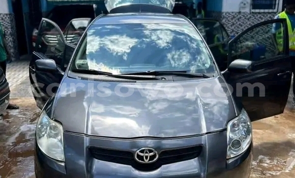 Ra Àlòkù Toyota Auris Miiran Ọkọ̀ in Cotonou ni Benin Ra Àlòkù Toyota Auris Miiran Ọkọ̀ in Cotonou ni Benin