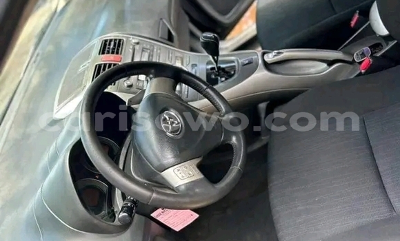 Ra Àlòkù Toyota Auris Miiran Ọkọ̀ in Cotonou ni Benin Ra Àlòkù Toyota Auris Miiran Ọkọ̀ in Cotonou ni Benin